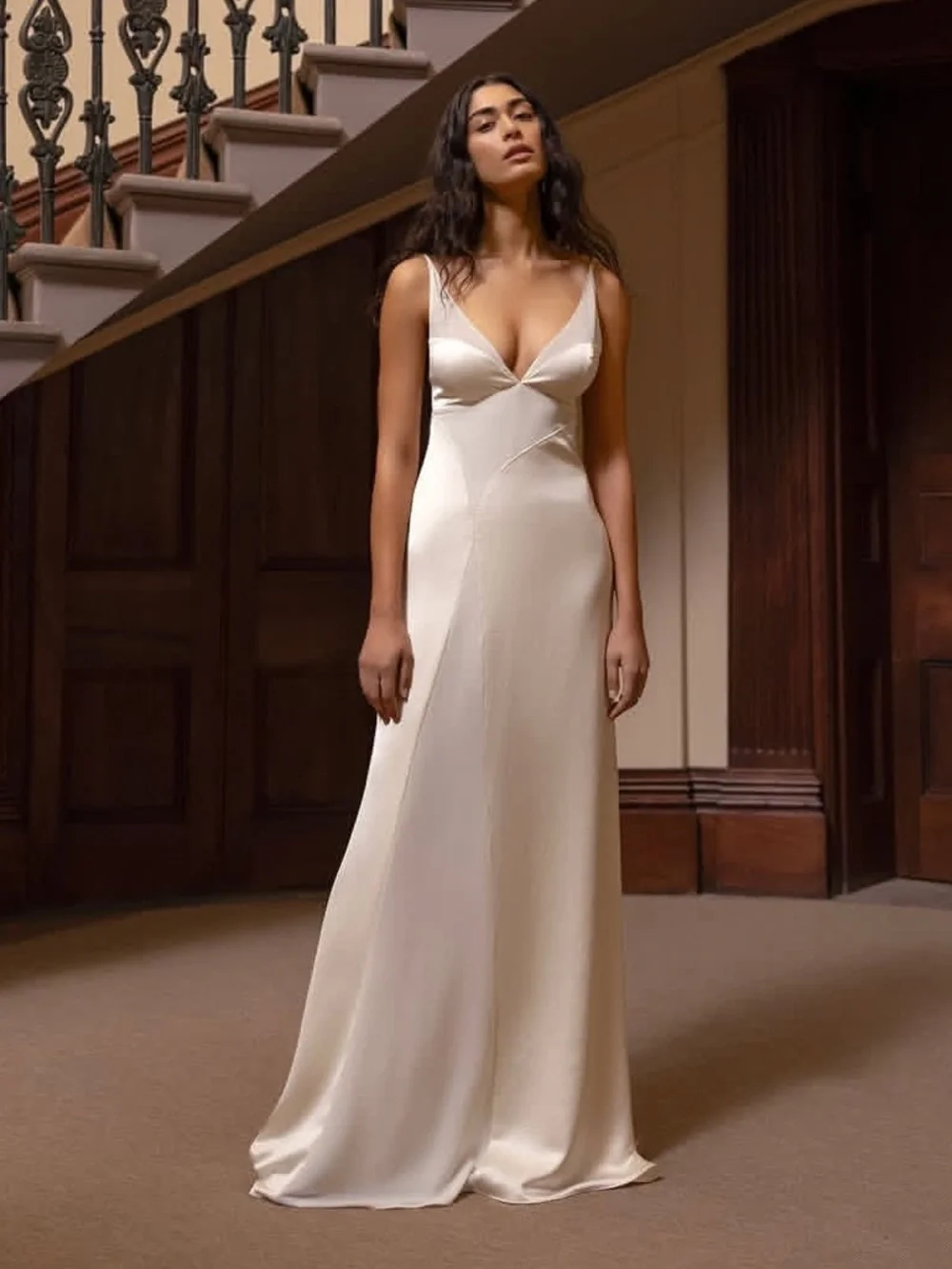Arcina Ori Aurora Gown Ivory NWT - Picture 1 of 12